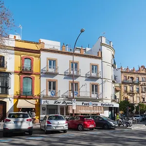 Panther Adriano Apartment Seville