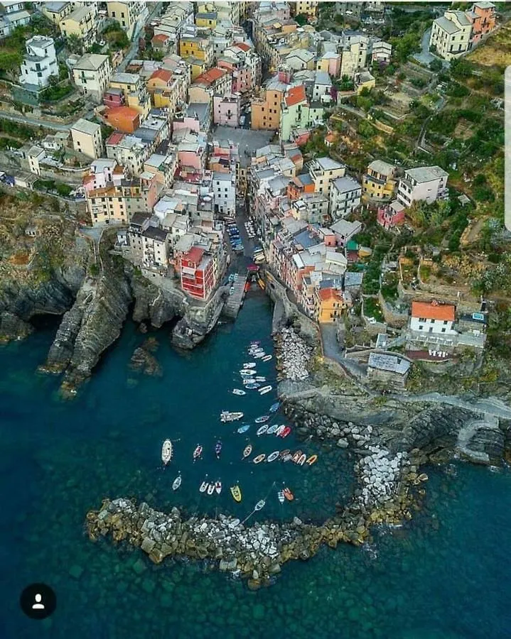 Ca'La Luna - In Centro Con Terrazza Riomaggiore Italy