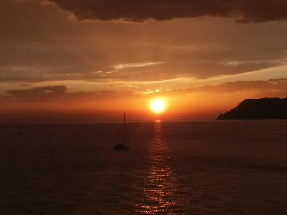 Ca'La Luna - In Centro Con Terrazza Riomaggiore